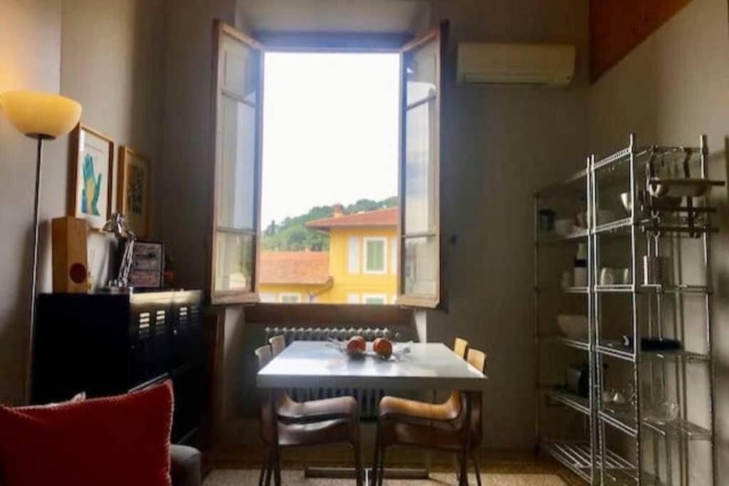 Sunny Top Floor In San Frediano Firenze Esterno foto